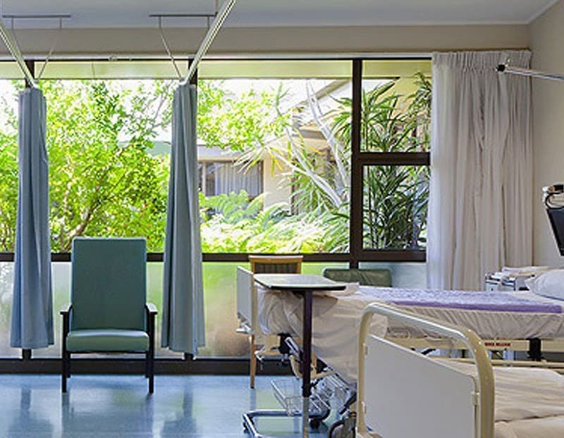 Photo de Clinique Saint-Roch - SMR et Chirurgie à Roncq 59 | LNA Santé