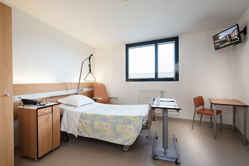 Photo de Hôpital Privé de Paris Essonne - les Charmilles