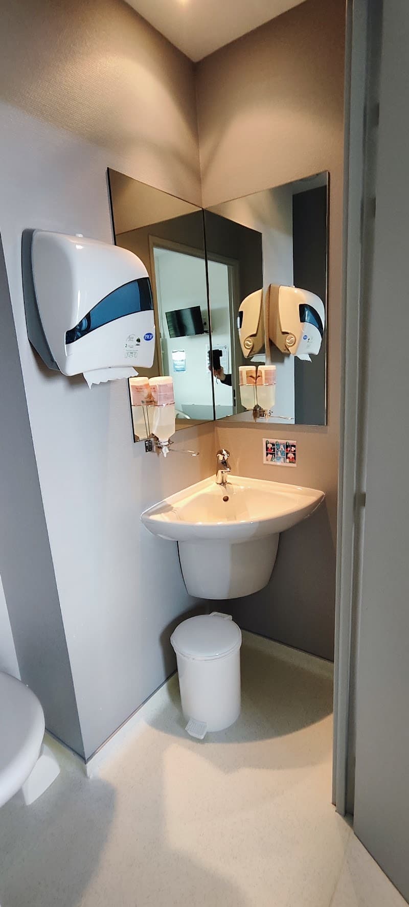 Photo de Polyclinique de Kério