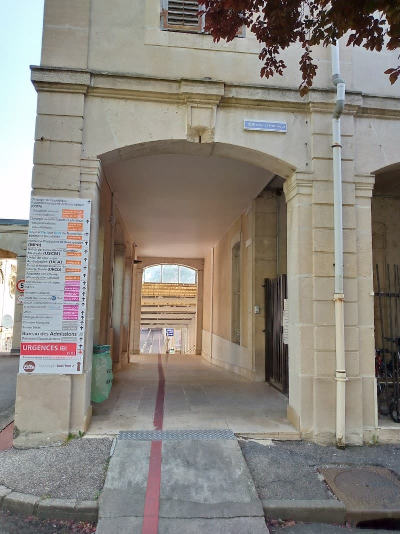 Photo de Centre Hospitalier Régional et Universitaire de Nancy Hôpital Central
